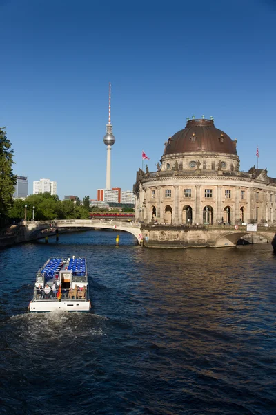 Vista para o Museu Bode na Ilha dos Museus em Berlim — Fotografia de Stock