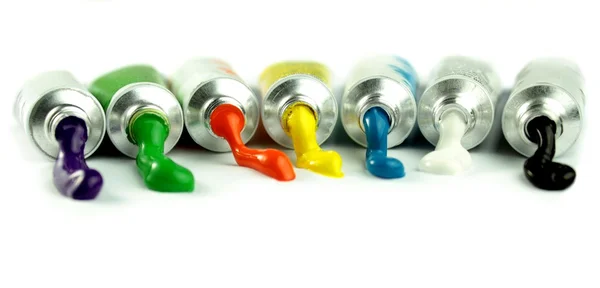 色ペンキの管 — ストック写真