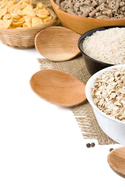 Flera tallrik med ris och spannmål — Stockfoto