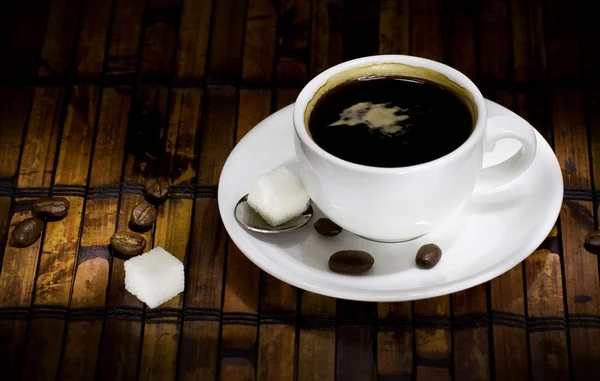Šálek ans zrnkové kávy — Stock fotografie