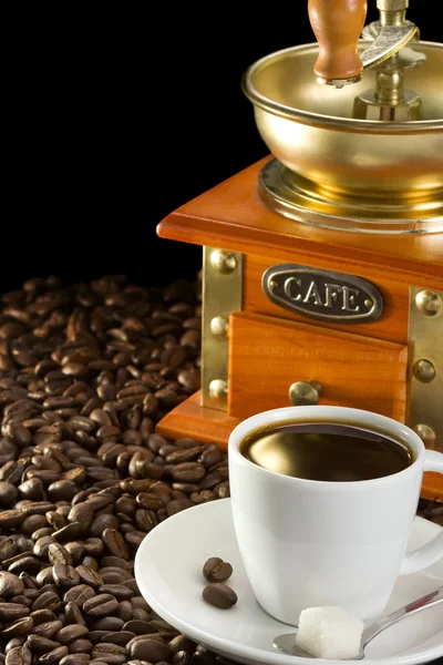 Fincan kahve ve taşlama tezgahı — Stok fotoğraf