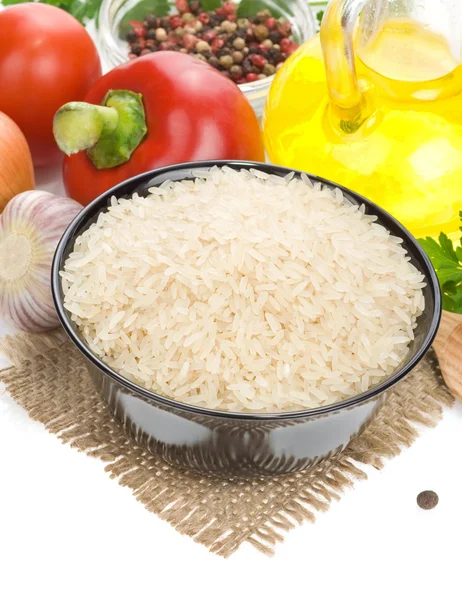 Orez și ingrediente alimentare izolate pe alb — Fotografie, imagine de stoc