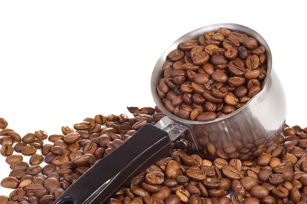 Kaffeekanne und Bohnen — Stockfoto