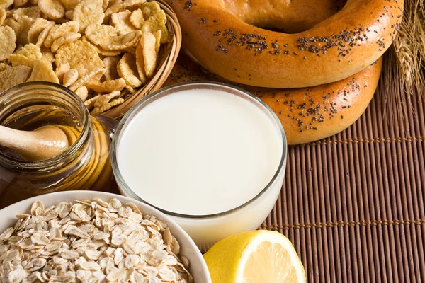 Healthy food and milk — Stock Photo, Image