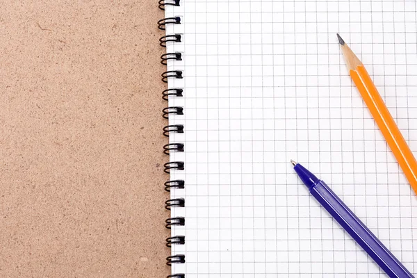 Pad, penna och penna — Stockfoto