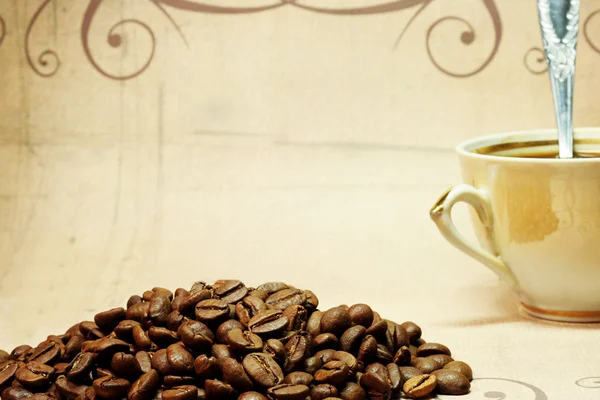 コーヒー豆の一握り — ストック写真