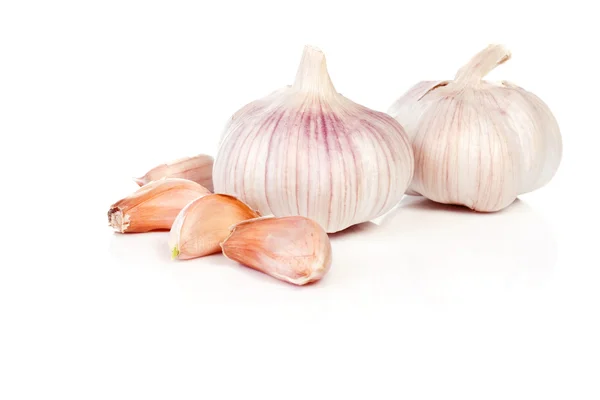 Fresh garlic and slice — Stock Photo, Image