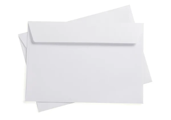 Zarfın üzerinde beyaz izole — Stok fotoğraf