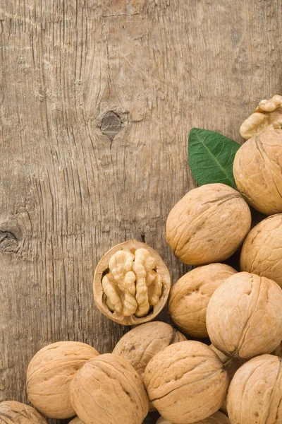 Vlašské ořechy ovoce na pozadí — Stock fotografie