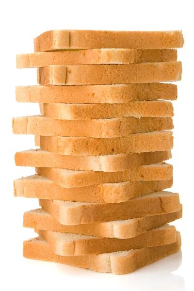 Pão fatiado isolado em branco — Fotografia de Stock