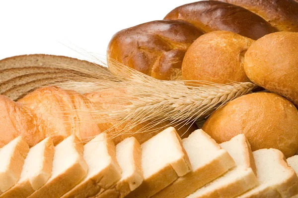 Bakkerijproducten geïsoleerd op wit — Stockfoto