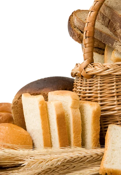 Productos de panadería sobre mesa aislados en blanco —  Fotos de Stock