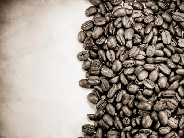 Κόκκους καφέ και την υφή του χαρτιού — Φωτογραφία Αρχείου