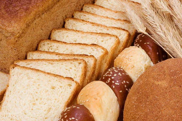 Semmeln und Brot — Stockfoto