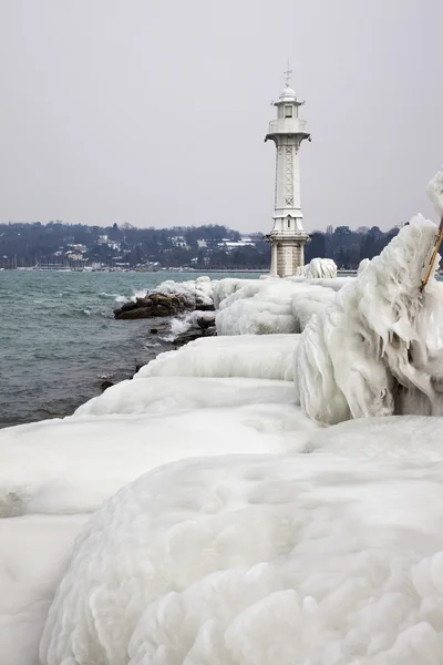 Bevroren Genève vuurtoren — Stockfoto