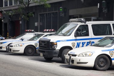 NYPD polis arabası