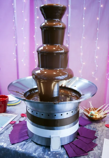 チョコレート噴水 — ストック写真