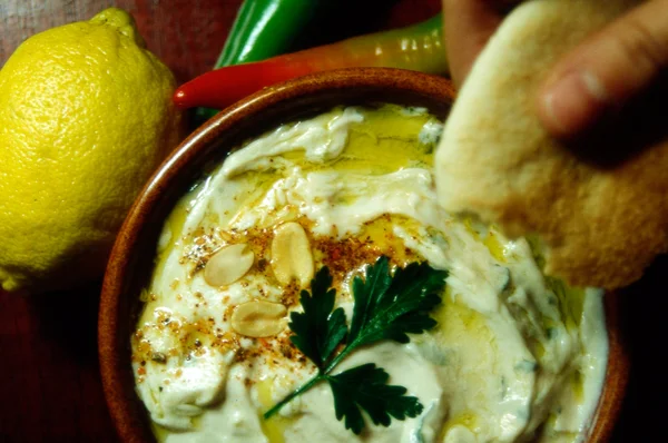 Essen und Küche - Hummus — Stockfoto