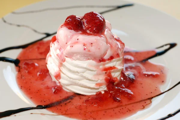 Strawberry Ice cream with Chocolate Sauce