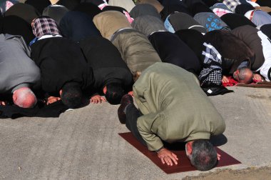 Müslümanlar dua