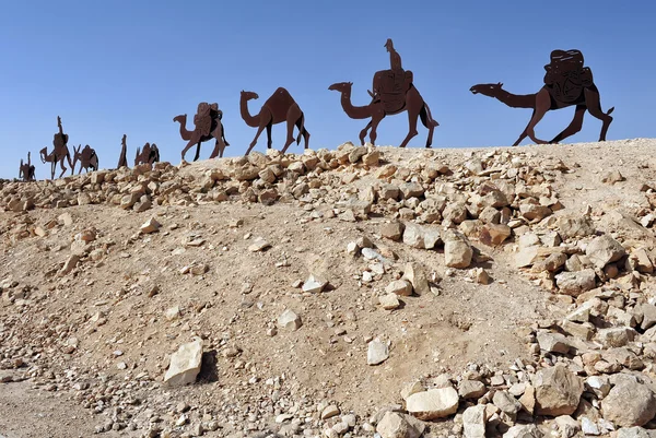 Estátuas de camelos em Negev, Israel — Fotografia de Stock