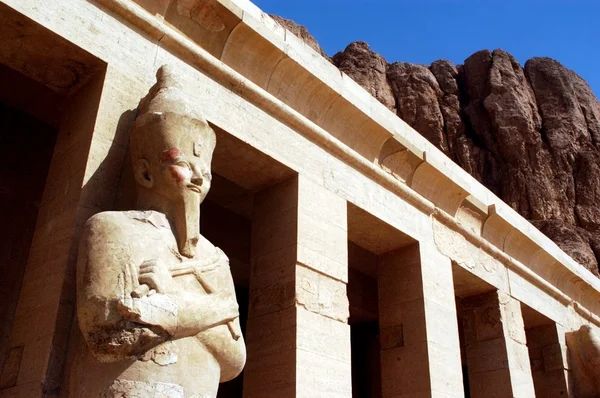 Храм Хатшепсут (Єгипет). — стокове фото
