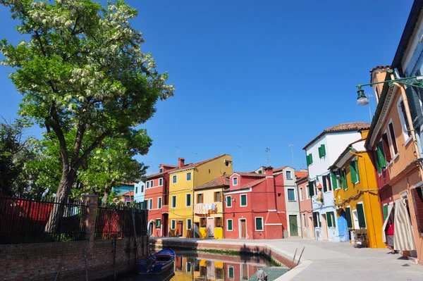Farbenfroher Burano, Italien — Stockfoto