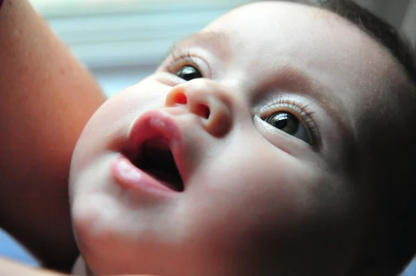 Cara de bebé — Fotografia de Stock