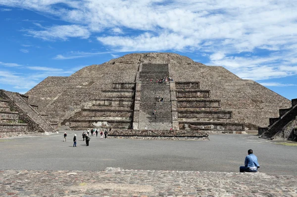 テオティワカンのピラミッド — ストック写真