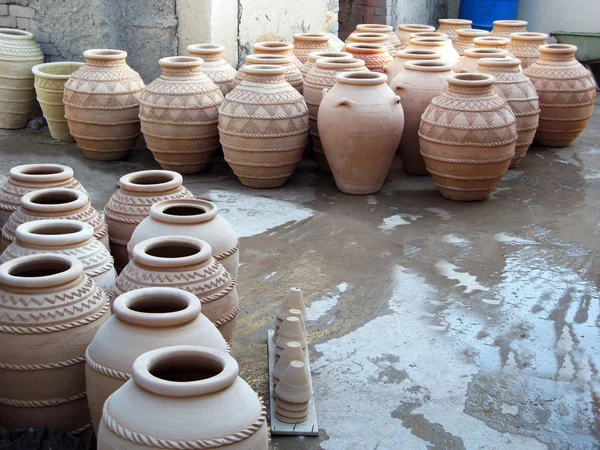 Bahlāʼ keramik marknad i oman — Stockfoto