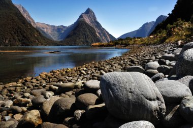 Yeni Zelanda fiordland