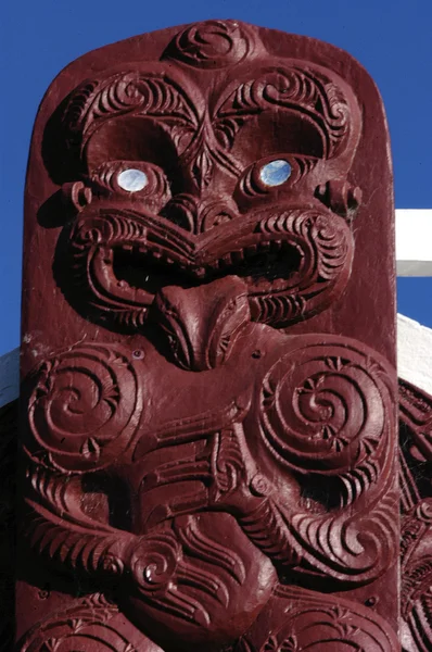 Maori Carving on a Marae — Stock Photo, Image