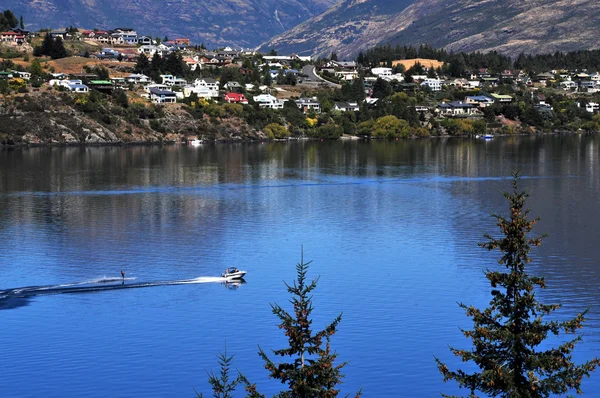 Jezioro wakatipu, queenstown, Nowa Zelandia — Zdjęcie stockowe