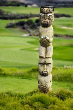 Maori carving clipart