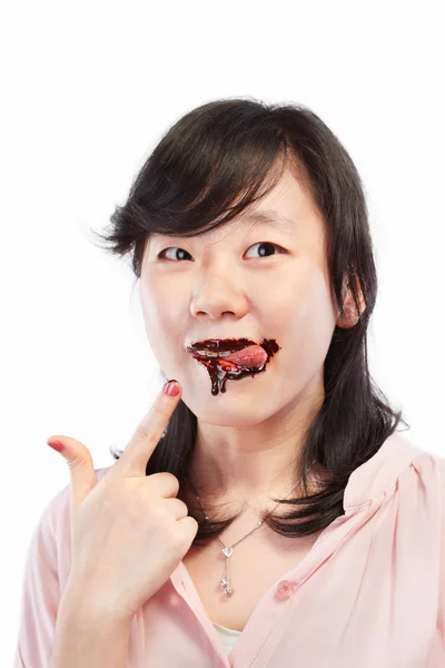 Asiatische Dame und Schokolade — Stockfoto