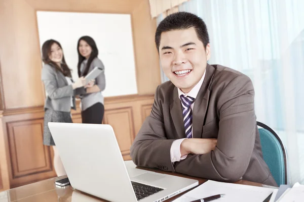 Asian businessman in the office — Stock Photo, Image