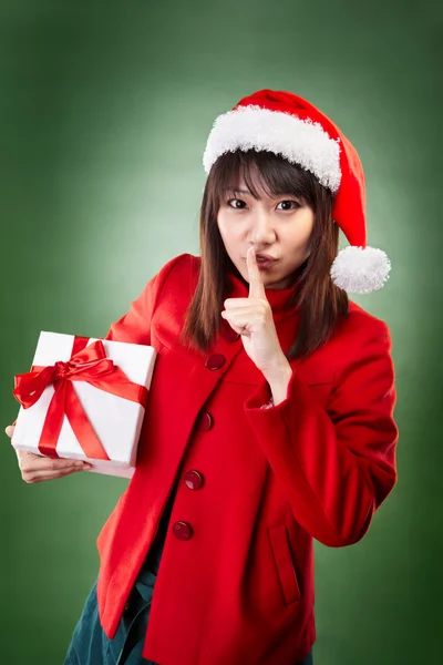 Christmas flicka med nuvarande — Stockfoto