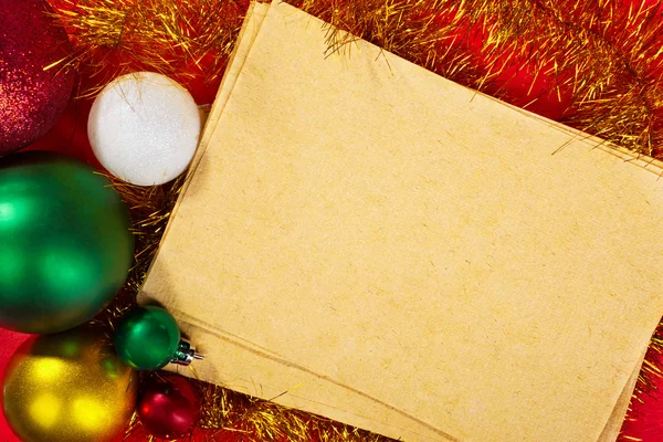 Papír- és karácsonyi díszek — Stock Fotó