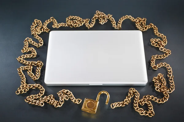 Oskyddade laptop — Stockfoto
