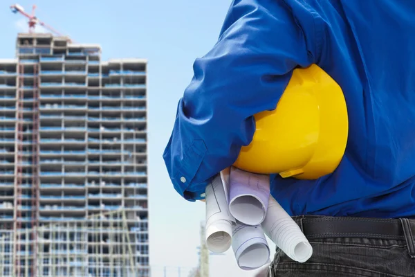 Male contractor and bulding project — Stock Photo, Image
