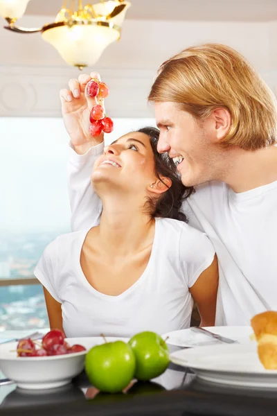 Couple having great time on breakfast — Stock Photo, Image