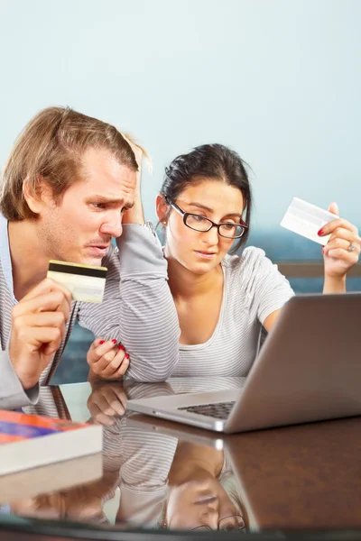 Couple having financial problem — Stock Photo, Image