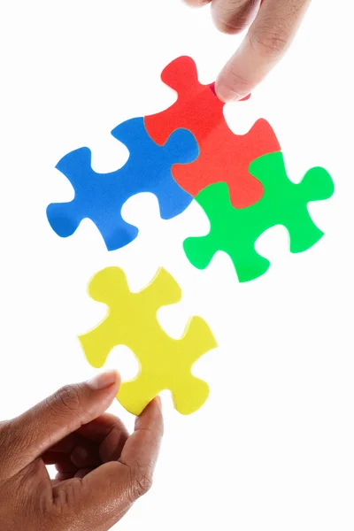 Kleurrijke puzzel op te lossen — Stockfoto