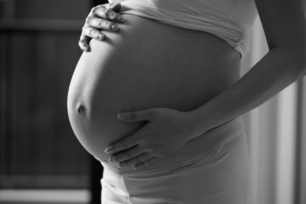 임신한 여자의 뱃속 — 스톡 사진