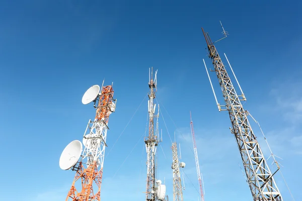 Communication towers — Stock Photo, Image
