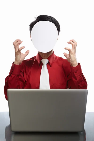 Anonieme zakenman en laptop — Stockfoto