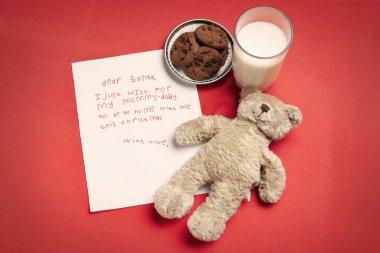 Yalnız çocuk Noel dilek mektup