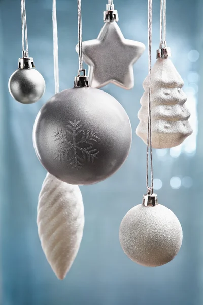 Ornamenti di Natale bluastri — Foto Stock