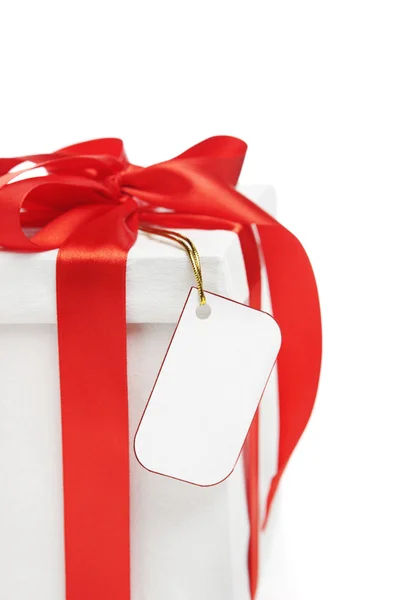 Boş etiket ile beyaz Noel hediye — Stok fotoğraf