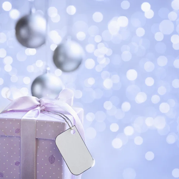 Padrão de Natal único com etiqueta e ornamentos — Fotografia de Stock